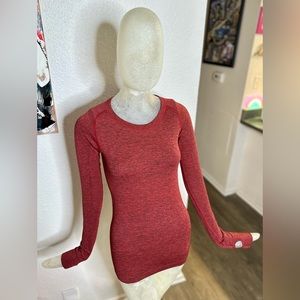Lululemon Athletica Women’s Red Swift Tech Long-Sleeve Shirt 2.0. Size 4